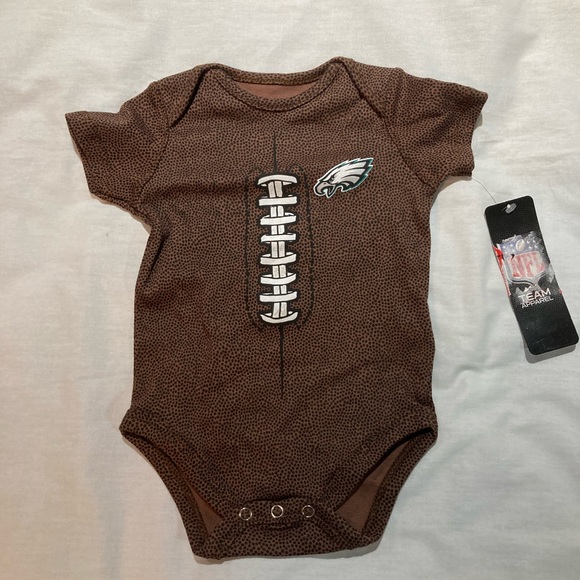 Philadelphia Eagles Infant Onesie, size 3-6 months NWT! NFL Team Apparel! - Picture 1 of 6